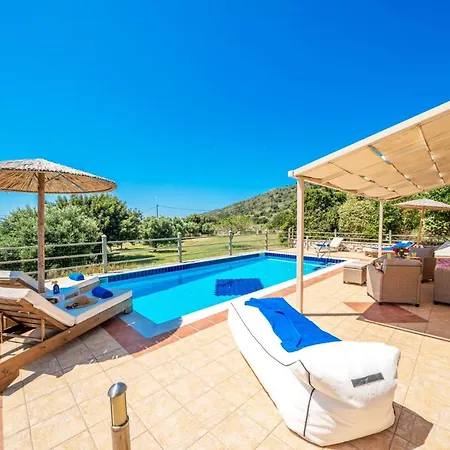 Olympia Skala By Vila Spathíon